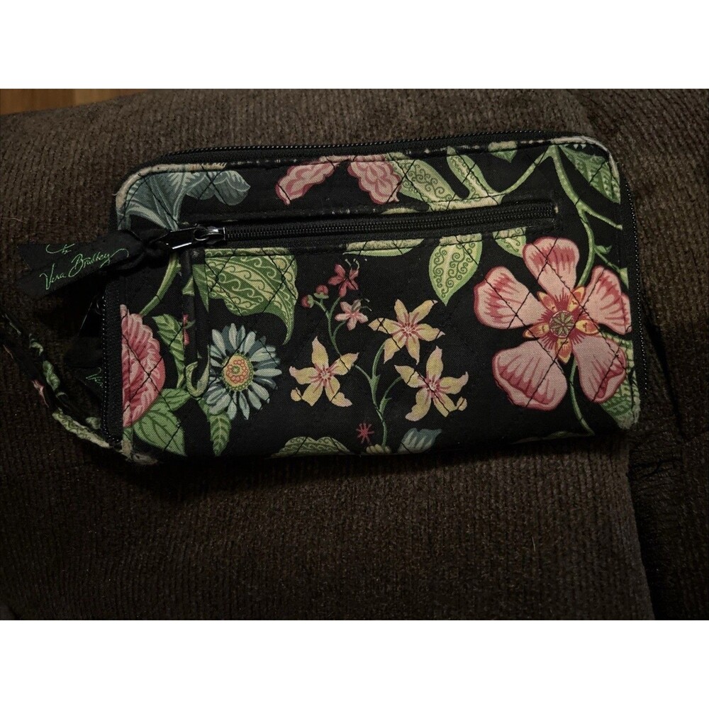 Vera Bradley Large Zip Travel Organizer Passport Wallet Retired Botanica